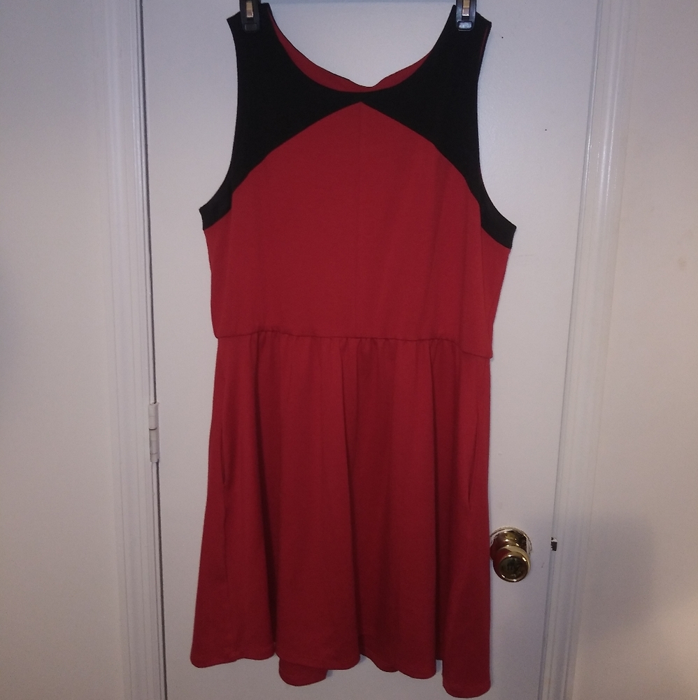 Jessica Simpson dress